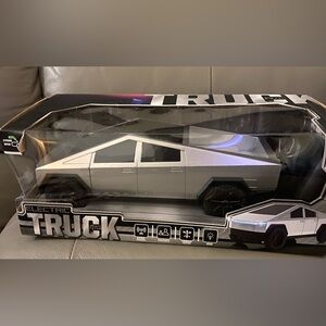 Cybertruck Strong Drive Electric Truck remote control car
